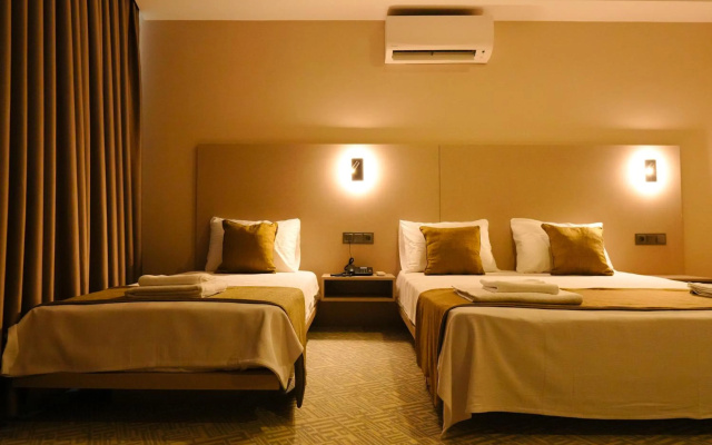 Bonnie City Hotel - Image 6