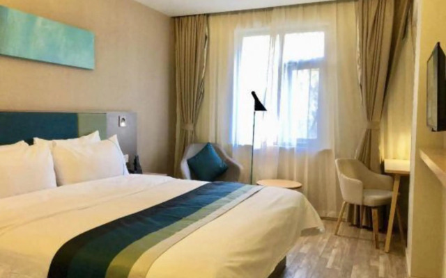Homeinn Selected Hotel (Turpan High-speed Railway North Station Jiahe Airport)