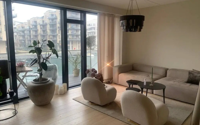 Exclusive Apartment - Water Front View