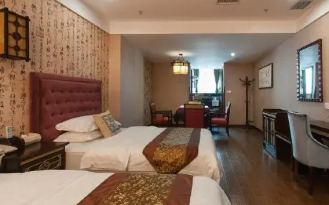 Longzhou Hotel (Chongqing Daping Times Tianjie)