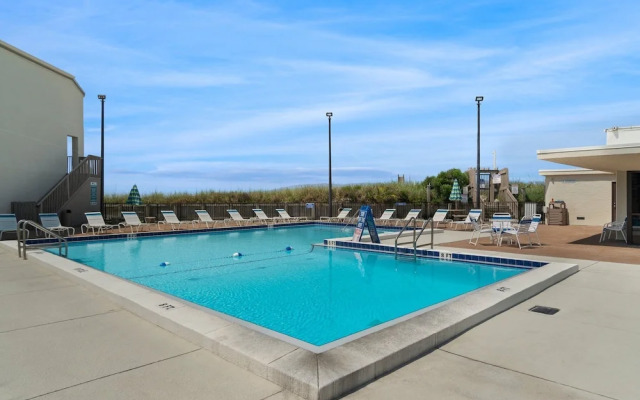 Sugar Beach #C27 - Going Panama