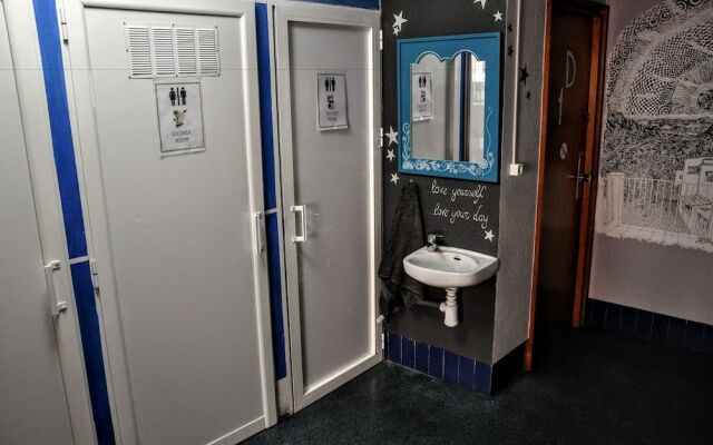 X Hostel Alicante
