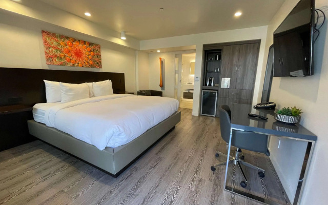 Red Lion Inn & Suites Phoenix/Tempe - Asu