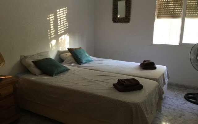 Cozy Holiday Home With Private Swimming Pool in Viñuela