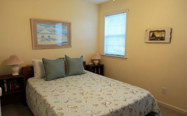 Gray Whale 3 Bedrooms 2 Bathrooms Home