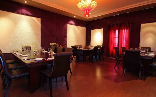 Green Mango Hotel And Apartment