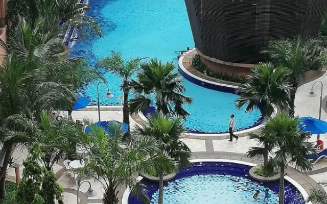 SM service suite Times Square