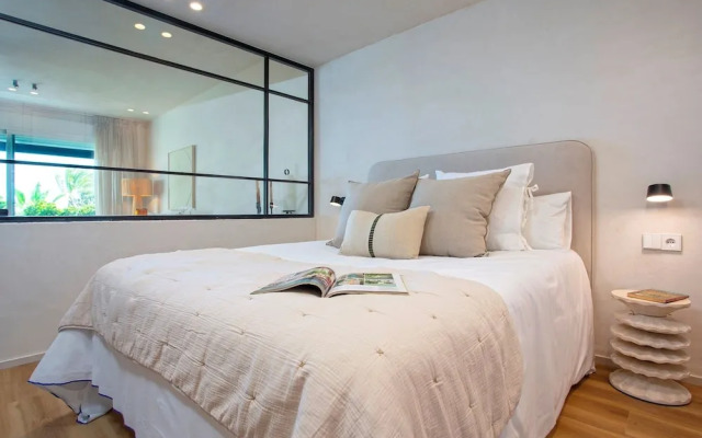 Exclusive Loft With Private Terrace in Marbella. Incosol II
