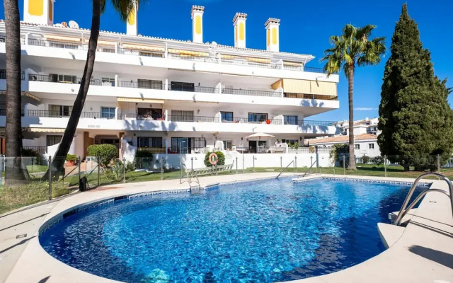 Sunny Flat With Pool in Riviera del Sol - Ref 96