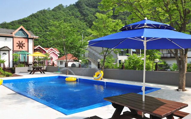 Gapyeong My Lawn Pension