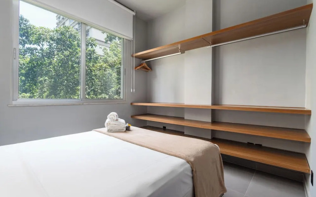 5 minutos da Praia do Leblon - AP302