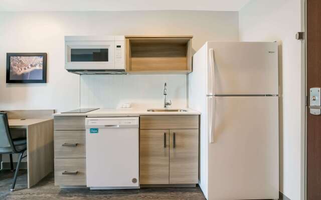 WoodSpring Suites Knoxville - Cedar Bluff