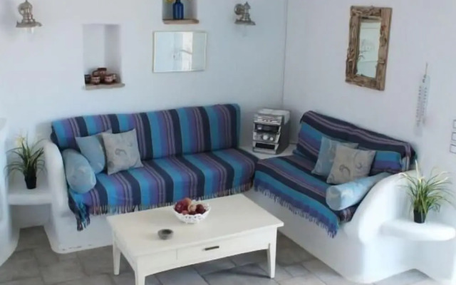 Nakos Homes