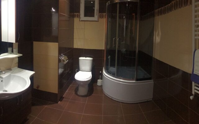 Bachos Apartment