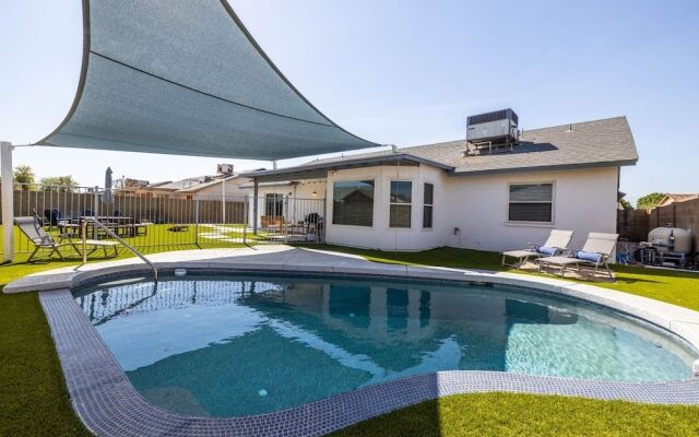 Glendale Keim 4 Bedroom Home By Redawning