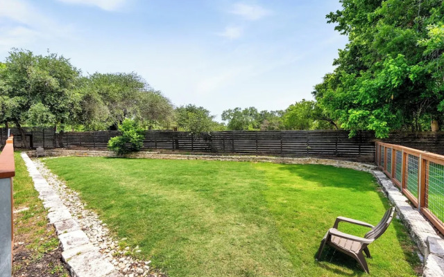 Rare 2BR in Prime Location