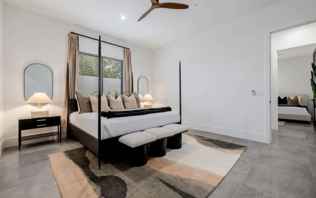 The Carlisle Experience 4 Showers Heated Pool