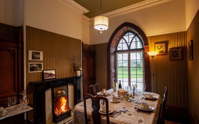 Charming 2-bed House Near Westlinton, Carlisle