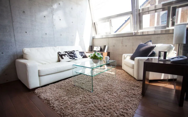 Full Circle Apartments