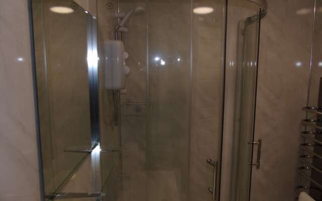 Captivating 1-bedroom Apartment in Bolton