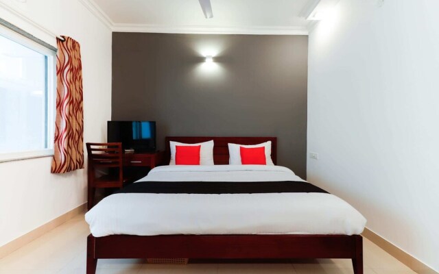 Makers Hotel by OYO Rooms