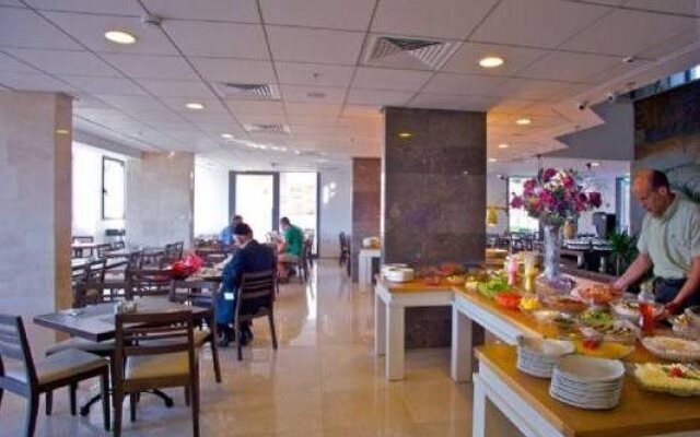 Aviv Hostel - Hostel