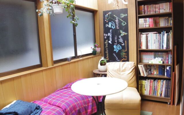 Kimono Inn Utakata - Hostel