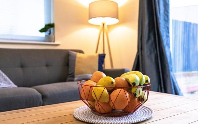 Waterside Lodge by PAY AS U STAY