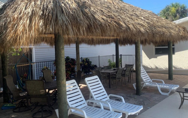 Gulf Breeze Bungalows