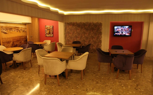 Lucid Otel