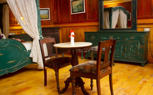 Vinnca West Downs Heritage Resort, Ooty