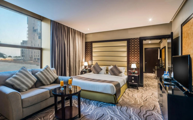 Naviti Warwick Al Khobar