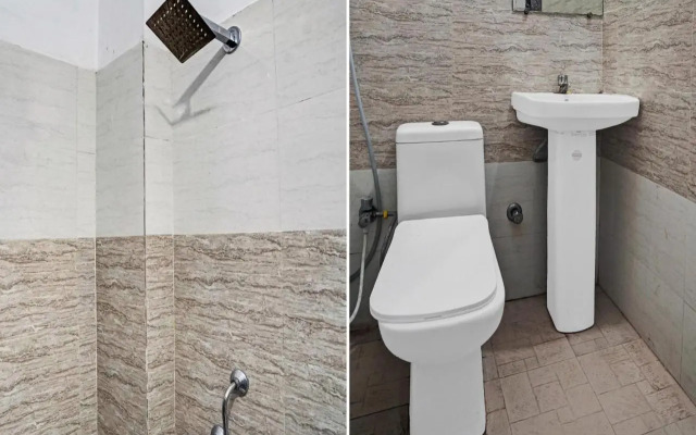 SPOT ON 80594 Ak Residency