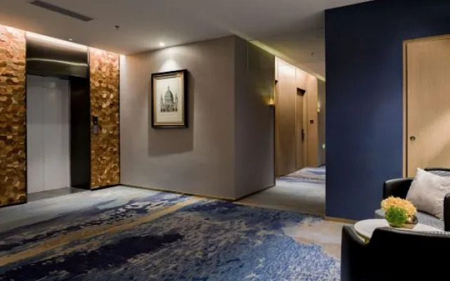 Laurel Hotel Baoan International Convention and Exhibition Center Store