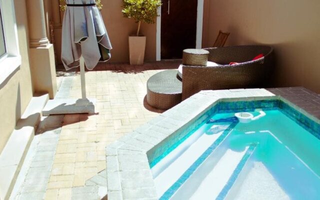 Cape Nelson Guest House