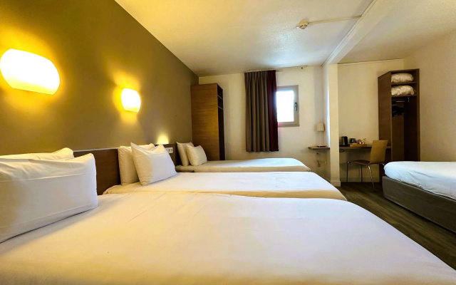 Hotel Kyriad Le Bourget Centre-Parc des Expositions - Image 7