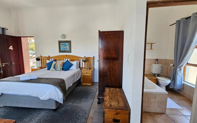 Kelkiewyn Guesthouse Caledon