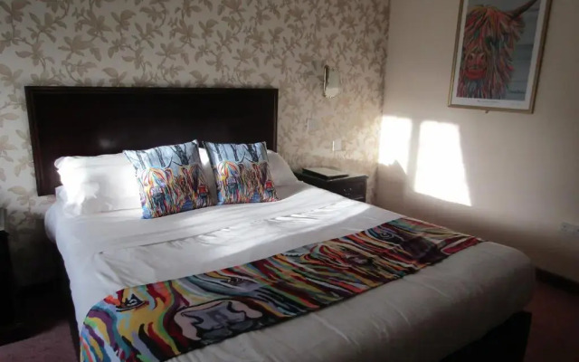 Hunters Lodge Hotel