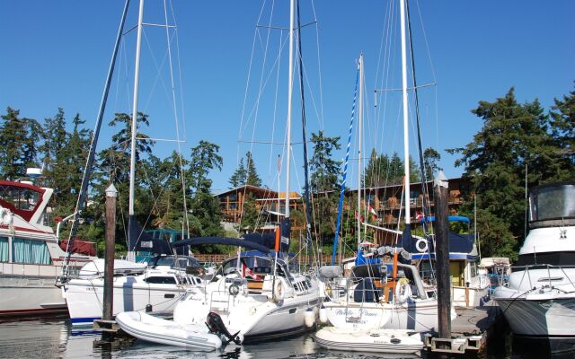 Brentwood Bay Resort & Spa