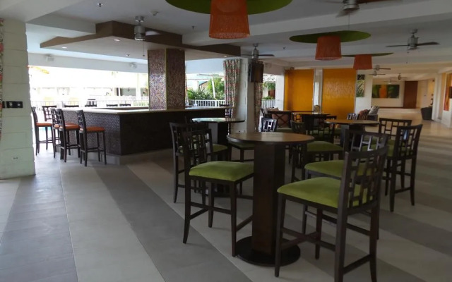 Radisson Aquatica Resort Barbados