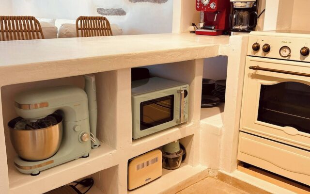 Travellers And Hikers Delight 2, Next To Sougia