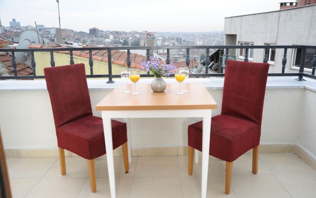 Three Apples Residence