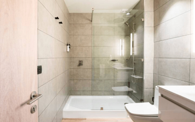 Zip Housing Los Trapenses