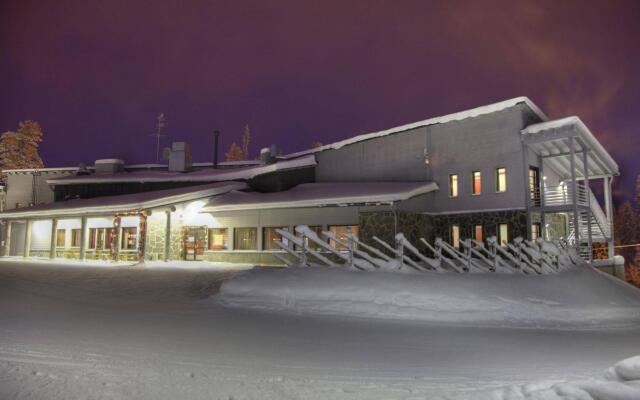 Santa's Hotel Aurora & Igloos