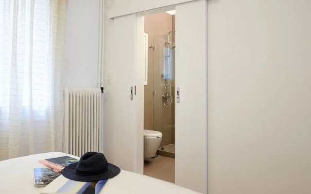 Parthenon Apartment