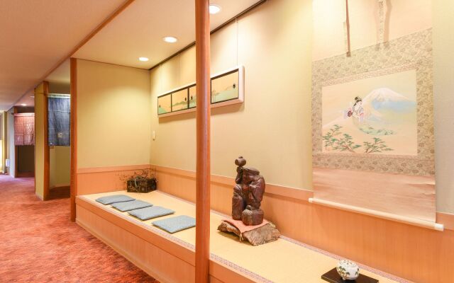 Hotel Hagoromo
