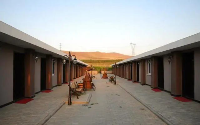 Elmali Hotel