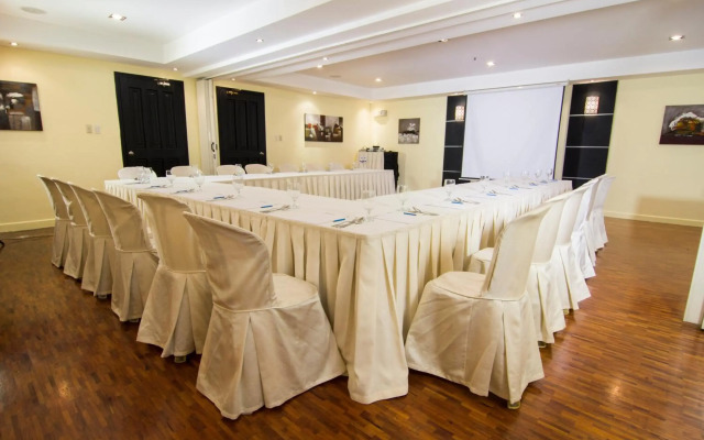 Copacabana Apartment Hotel