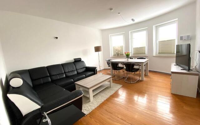 Schöne Ferienwohnung mit großem Garten