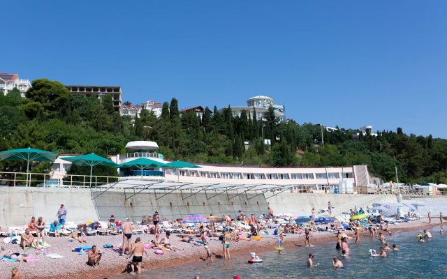 Морской Уголок